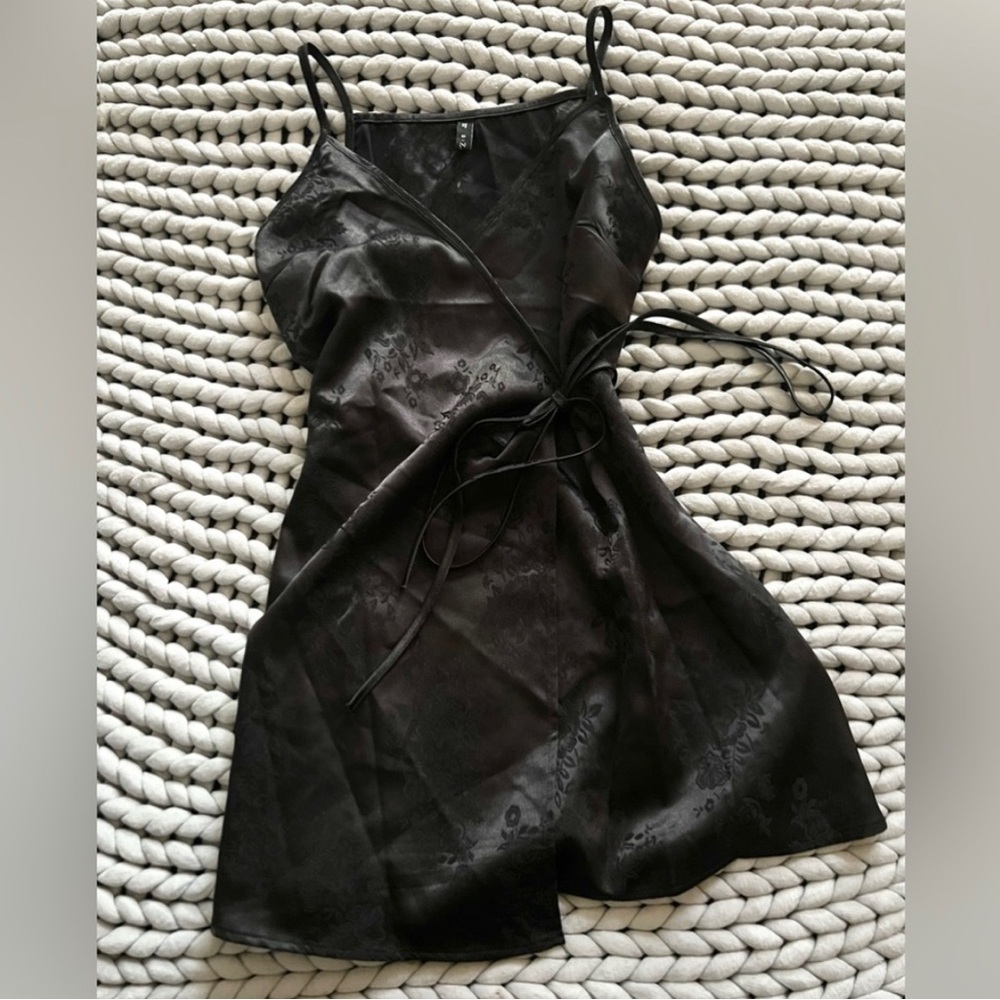 Elegant Black Wrap Dress